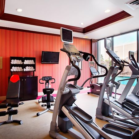 Holiday Inn Express Dallas Market Center By Ihg Εξωτερικό φωτογραφία