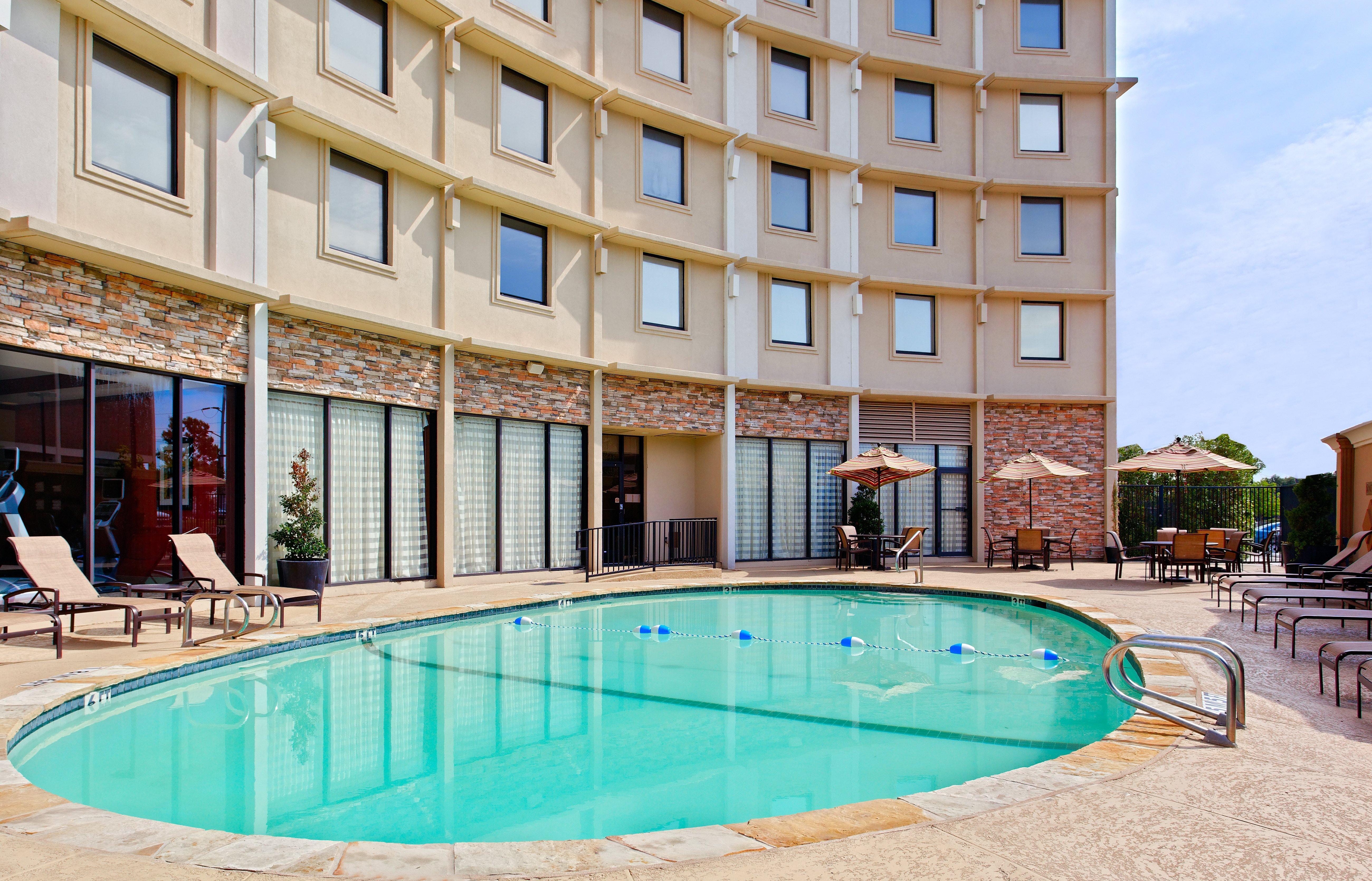 Holiday Inn Express Dallas Market Center By Ihg Εξωτερικό φωτογραφία