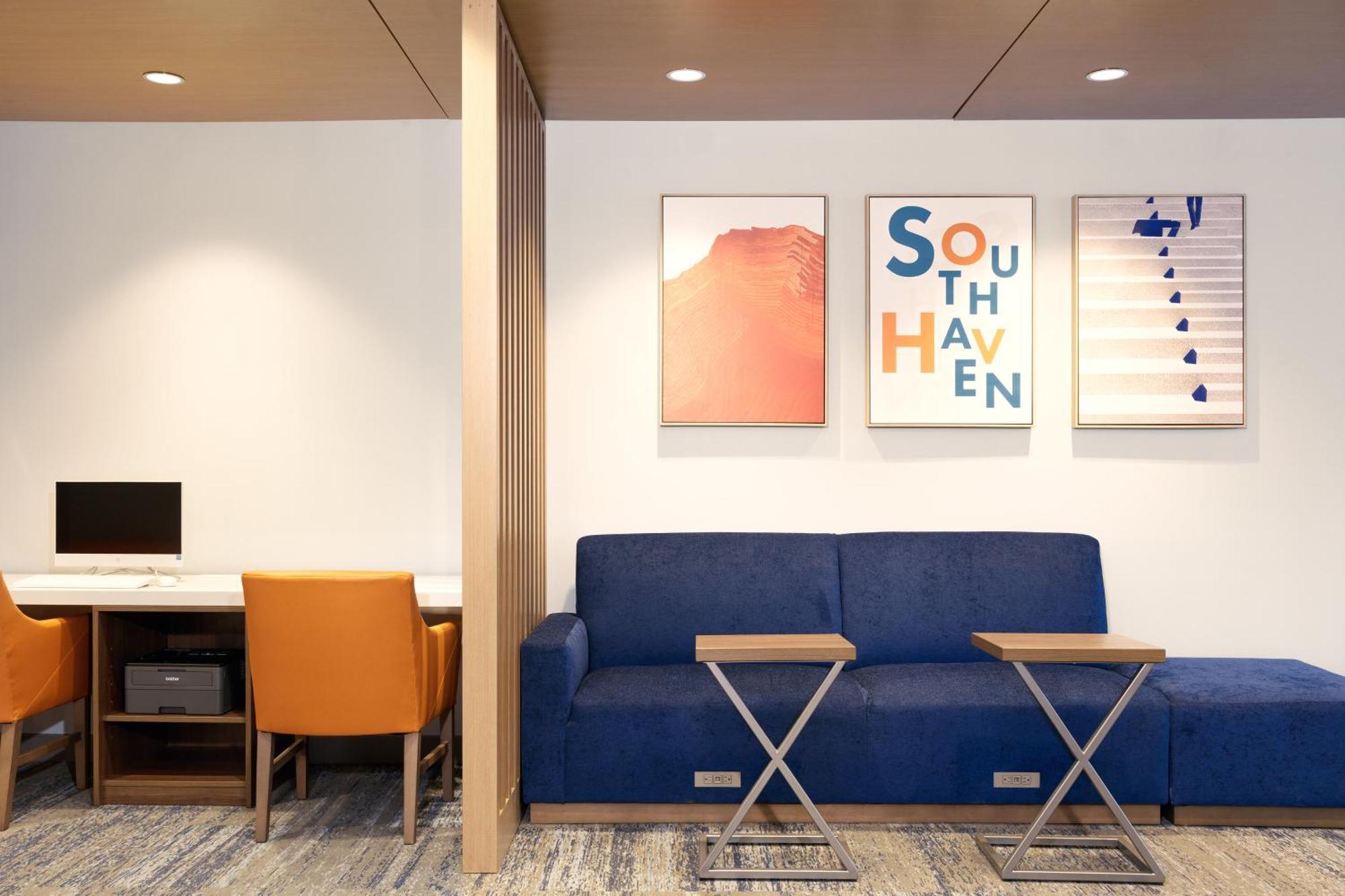 Holiday Inn Express Dallas Market Center By Ihg Εξωτερικό φωτογραφία